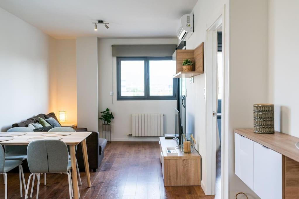 Moderno Apartamento Con Piscina Y Parking กรานาดา ภายนอก รูปภาพ