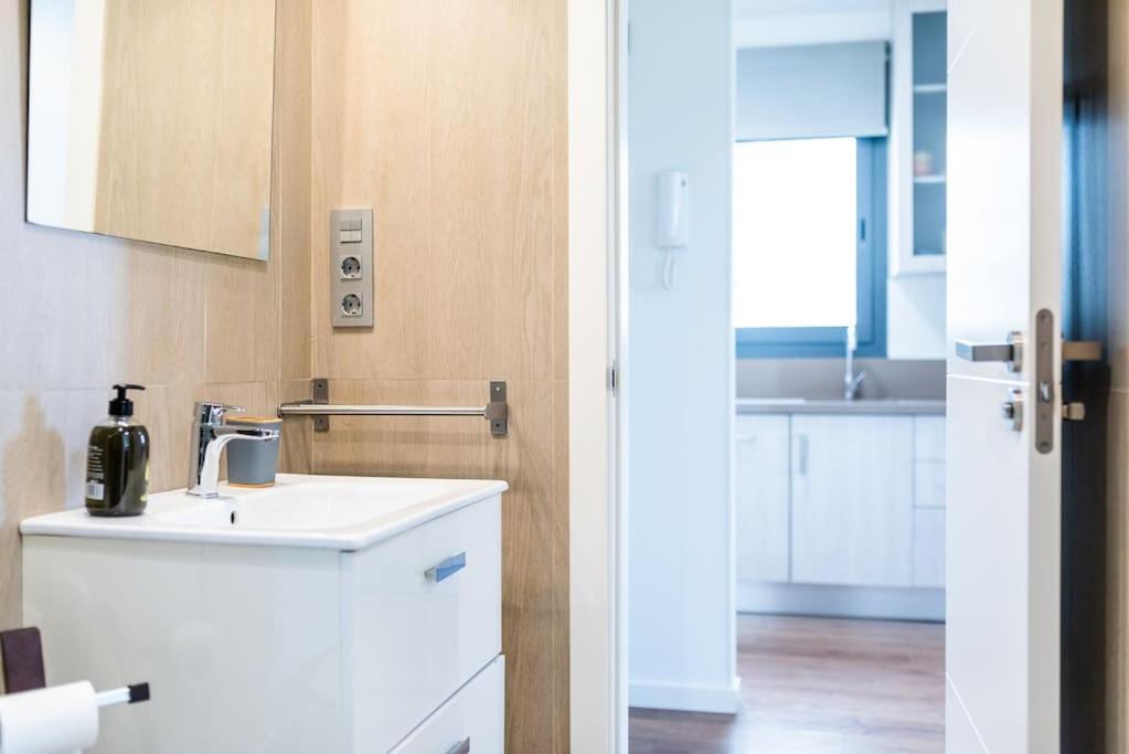 Moderno Apartamento Con Piscina Y Parking กรานาดา ภายนอก รูปภาพ
