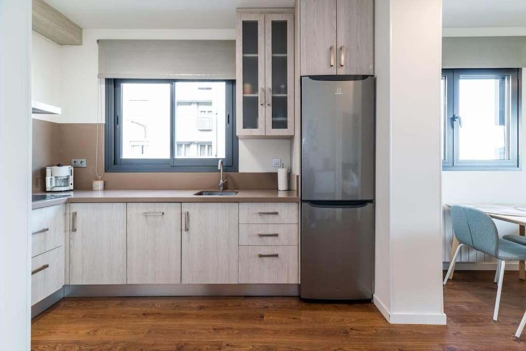 Moderno Apartamento Con Piscina Y Parking กรานาดา ภายนอก รูปภาพ