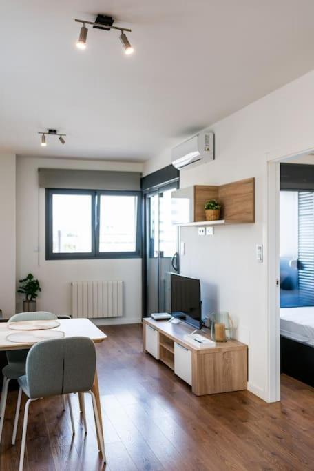 Moderno Apartamento Con Piscina Y Parking กรานาดา ภายนอก รูปภาพ